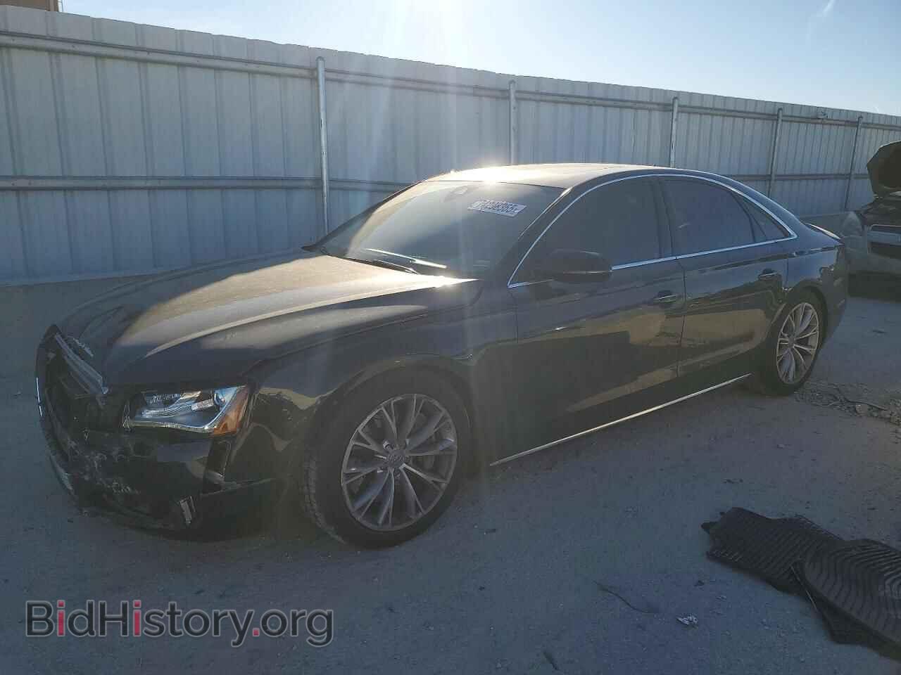 Photo WAUAVAFDXBN001648 - AUDI A8 2011