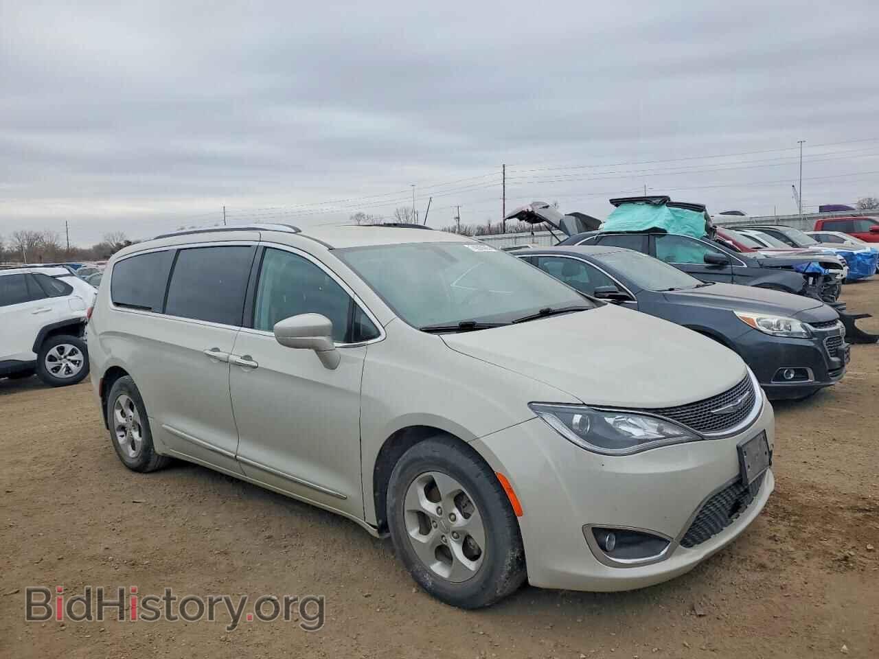 2017 CHRYSLER PACIFICA - VIN: 2C4RC1EG3HR592375 - Фото 4