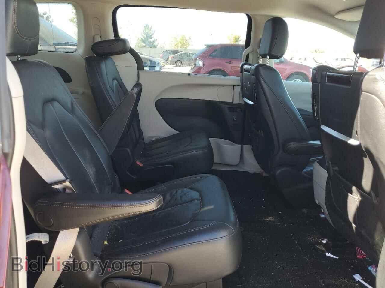 2018 CHRYSLER PACIFICA - VIN: 2C4RC1EG3JR193696 - Photo 11