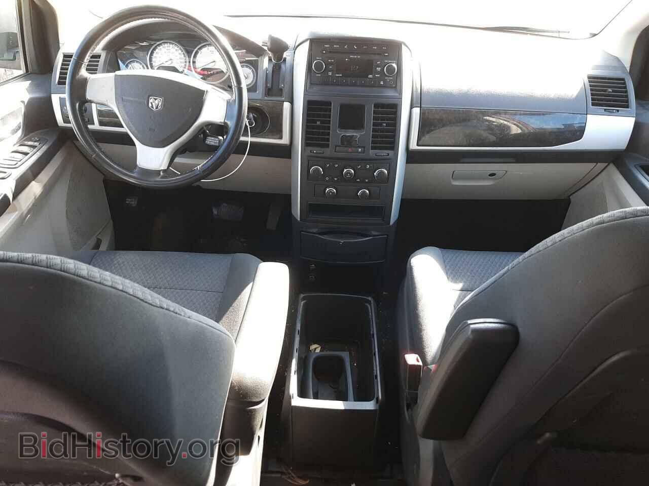 2010 DODGE CARAVAN - VIN: 2D4RN5D13AR100645 - Фото 8