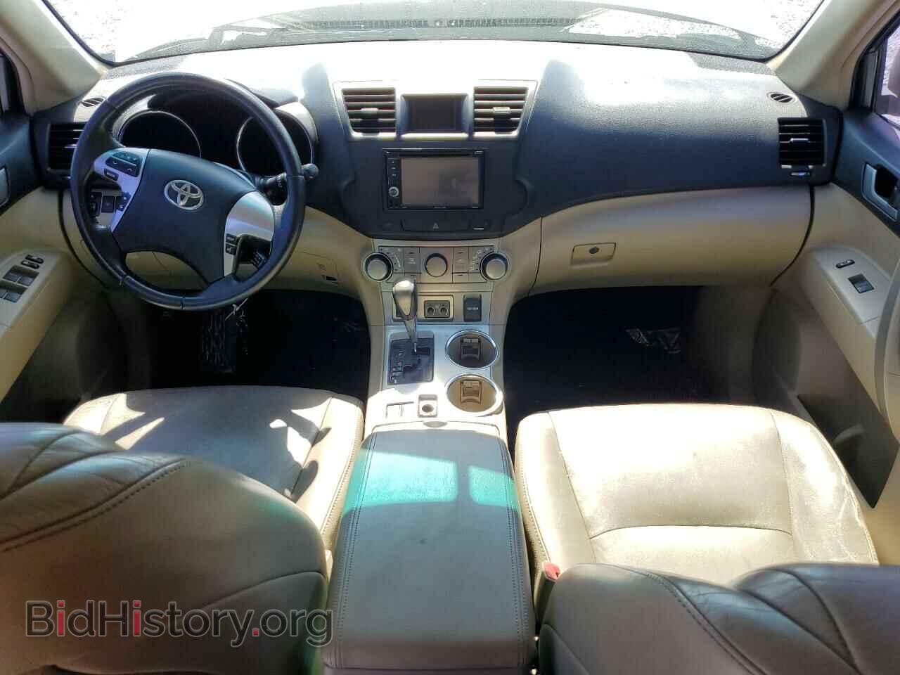 2012 TOYOTA HIGHLANDER - VIN: 5TDZK3EH0CS067393 - Фото 8