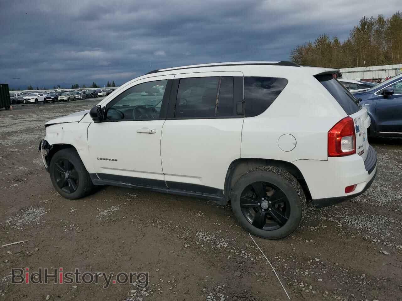 2012 JEEP COMPASS - VIN: 1C4NJDBB8CD616910 - Photo 2