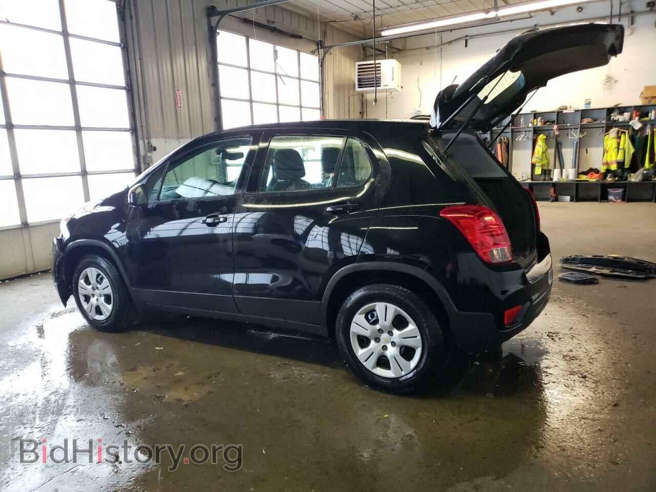 2017 CHEVROLET TRAX - VIN: 3GNCJKSB3HL288817 - Фото 2