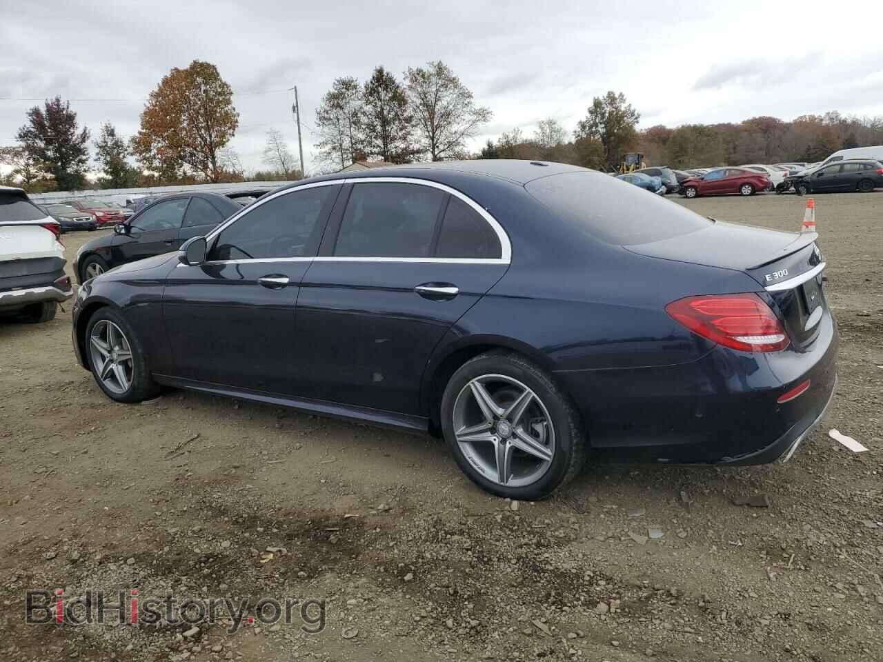 2017 MERCEDES-BENZ E-CLASS - VIN: WDDZF4KB1HA038568 - Фото 2