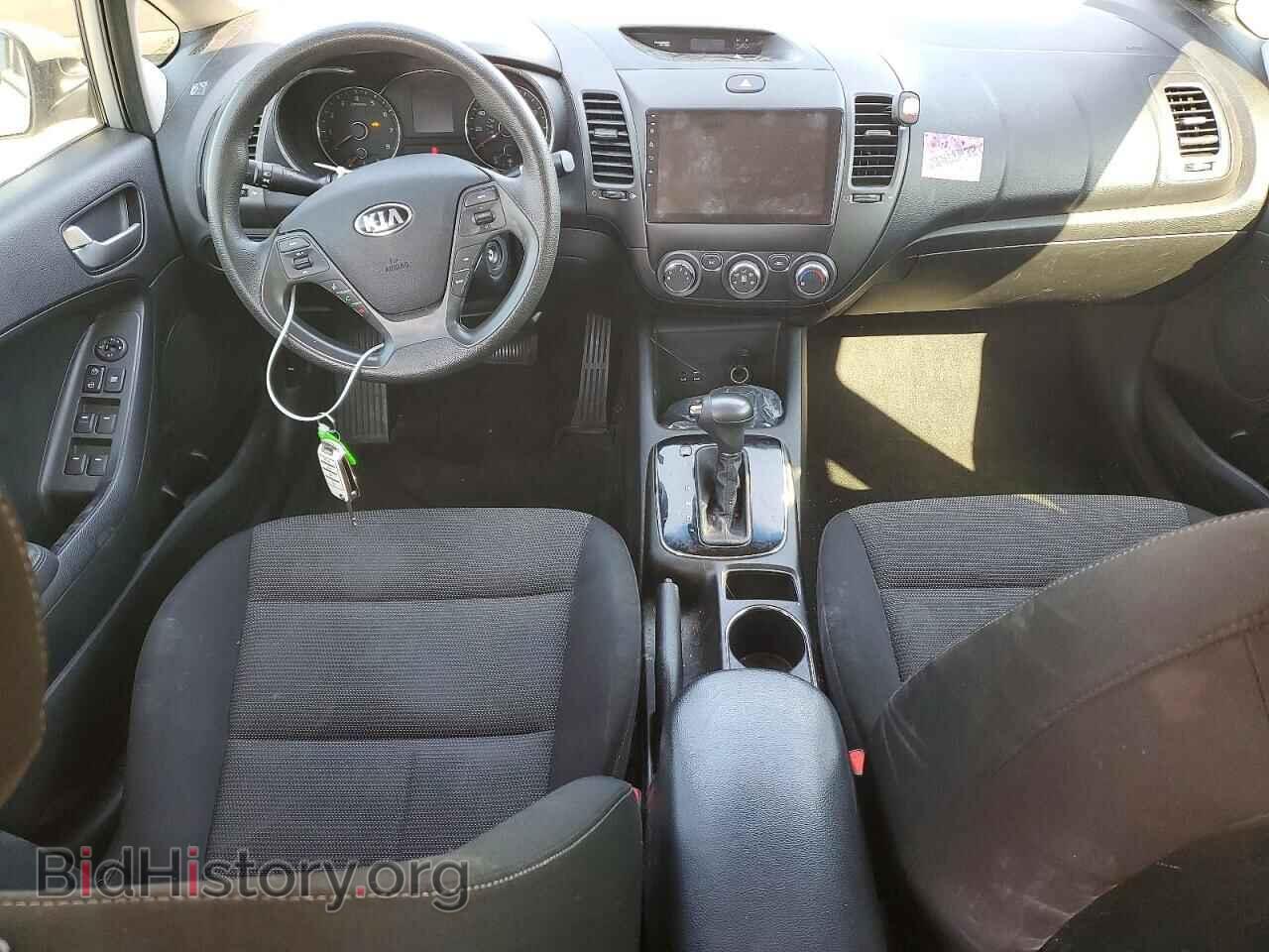 2017 KIA FORTE - VIN: 3KPFK4A77HE045883 - Фото 8