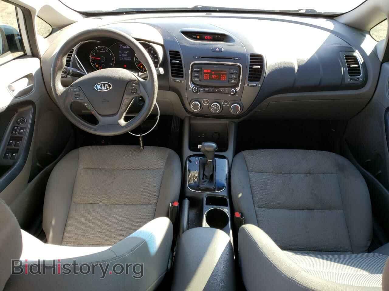 2017 KIA FORTE - VIN: 3KPFK4A77HE031305 - Фото 8