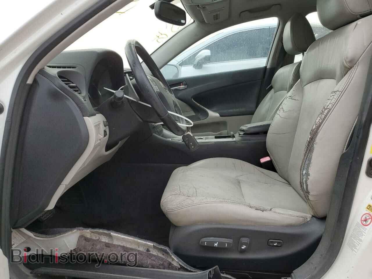 2011 LEXUS IS - VIN: JTHBF5C21B5155842 - Фото 7