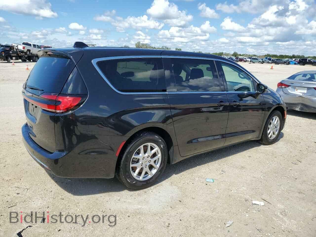 2023 CHRYSLER PACIFICA - VIN: 2C4RC1BG0PR621494 - Фото 3