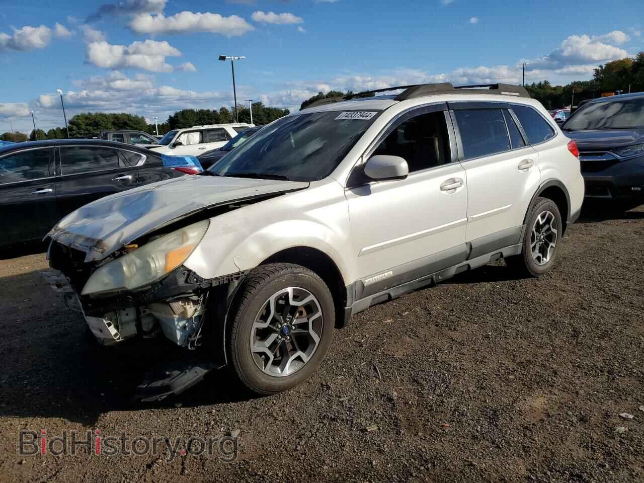 Photo 4S4BRDKC8B2392712 - SUBARU OUTBACK 2011