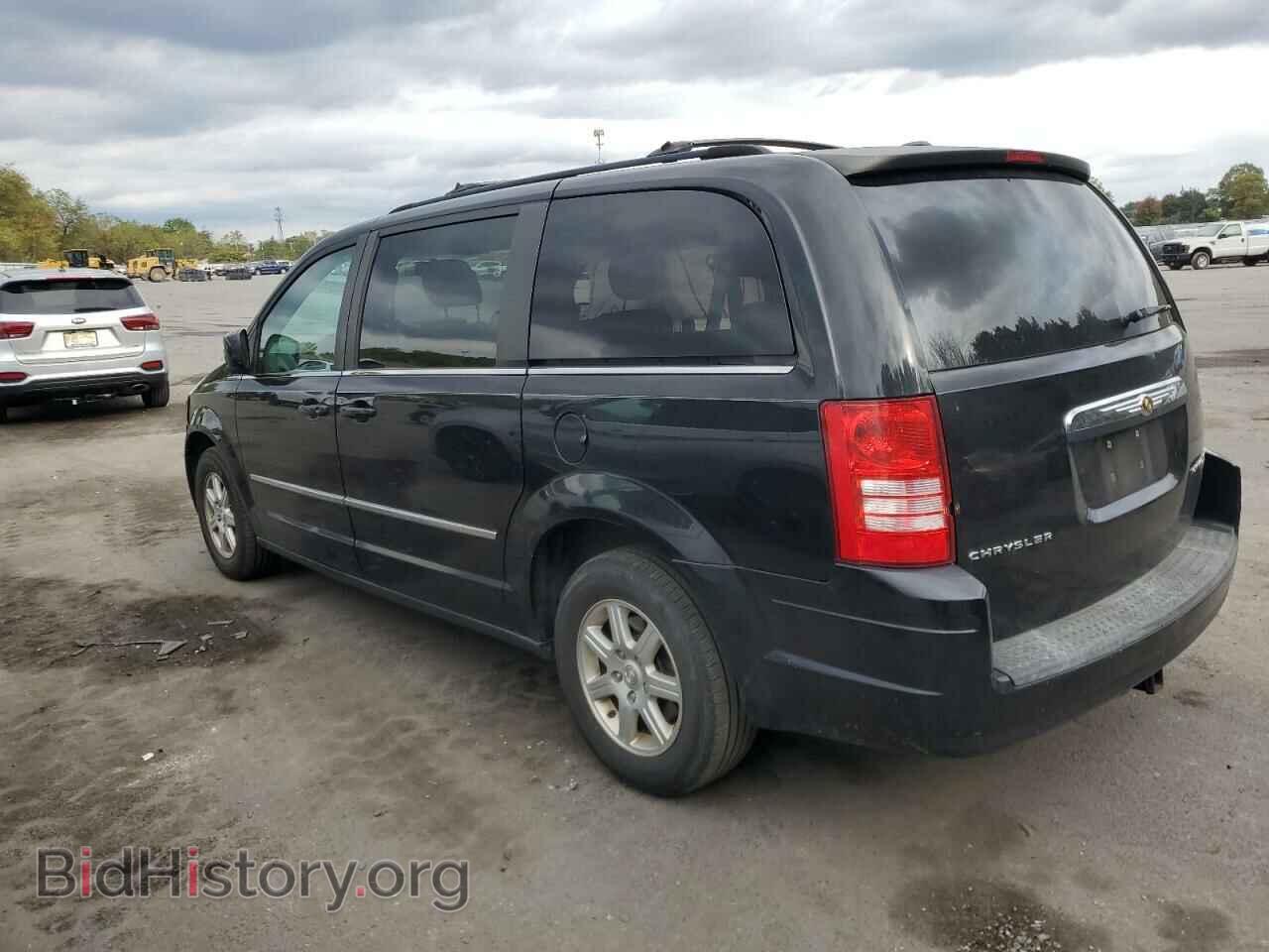 2010 CHRYSLER MINIVAN - VIN: 2A4RR5D17AR214837 - Фото 2
