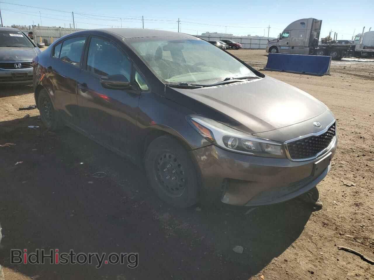 2017 KIA FORTE - VIN: 3KPFK4A79HE081414 - Фото 4