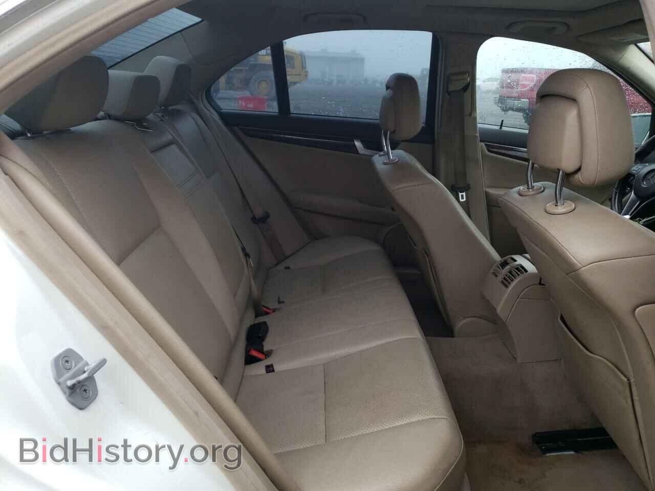 2012 MERCEDES-BENZ C-CLASS - VIN: WDDGF8BB6CA610032 - Фото 10