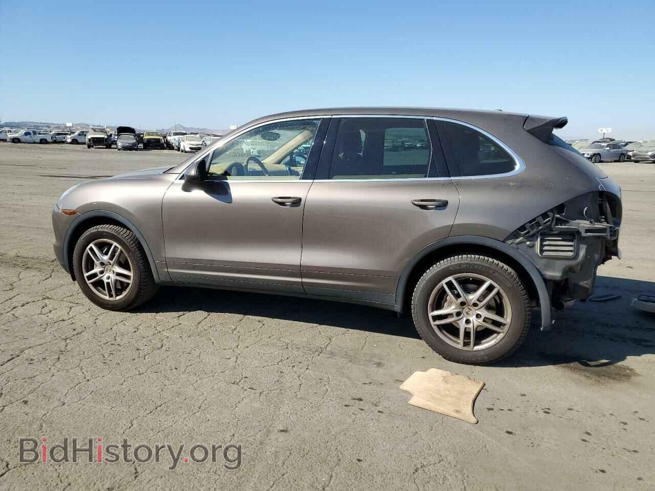 2012 PORSCHE CAYENNE - VIN: WP1AB2A29CLA42162 - Photo 2