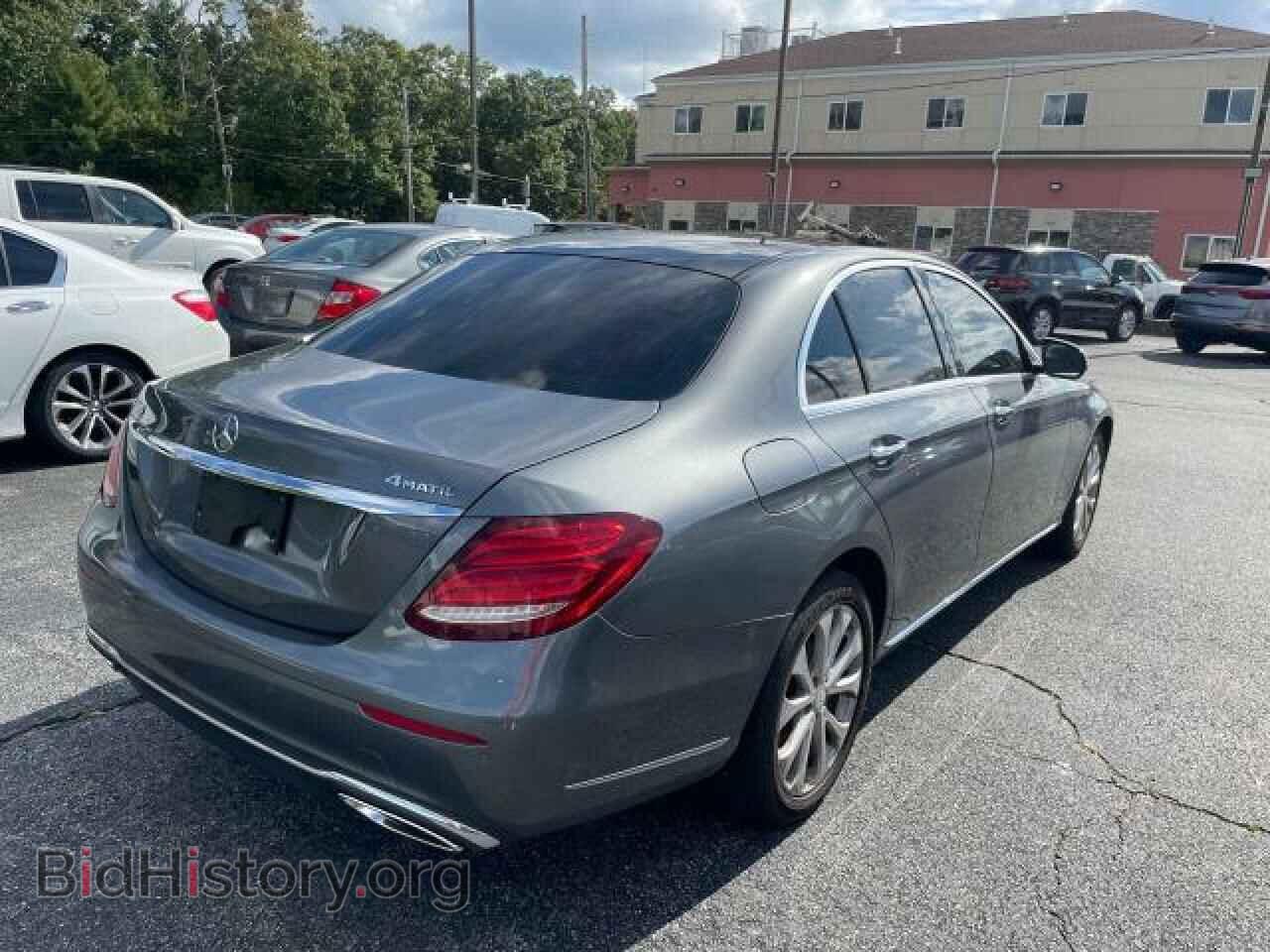 2017 MERCEDES-BENZ E-CLASS - VIN: WDDZF4KB6HA132302 - Фото 4