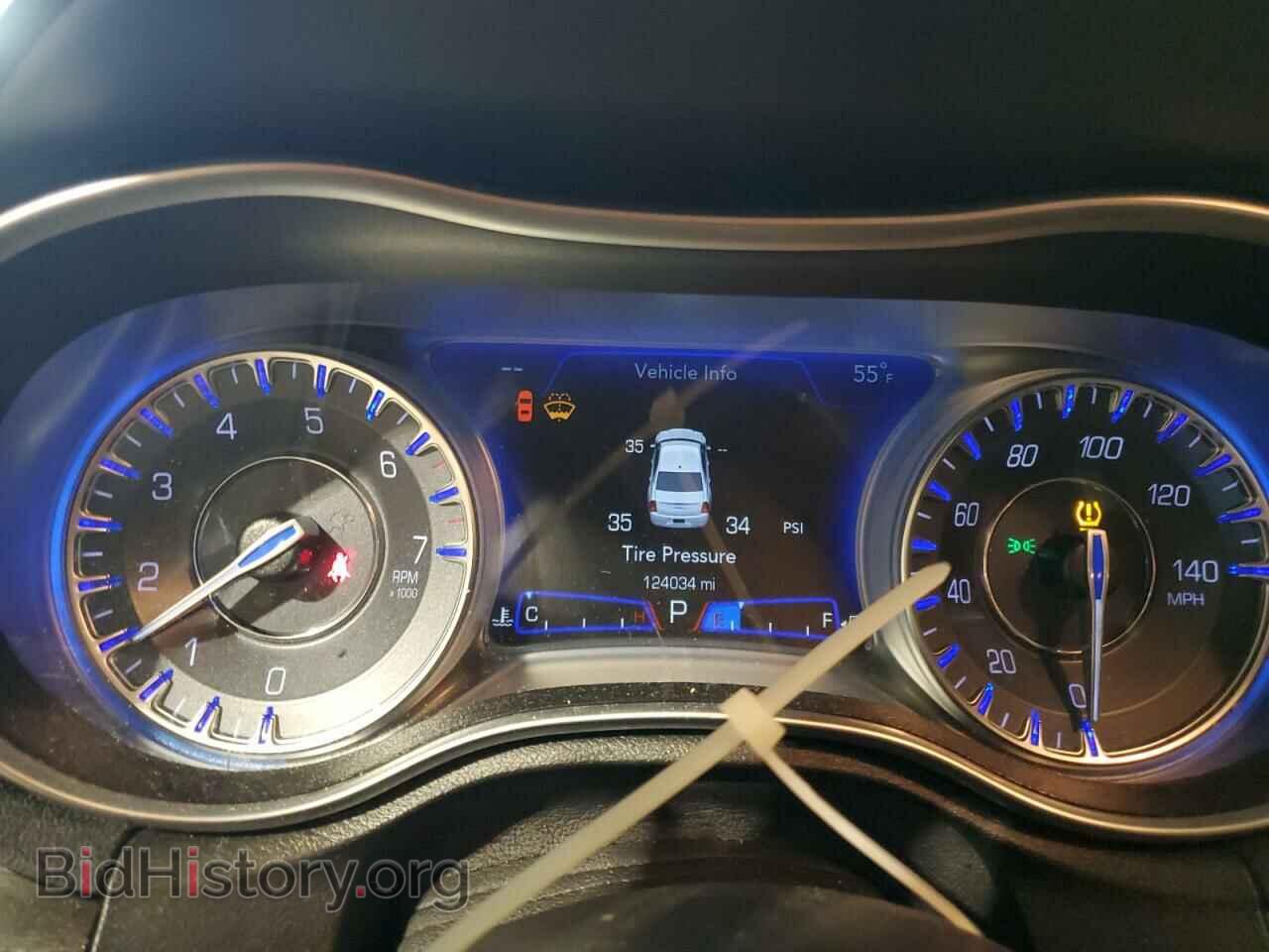 2019 CHRYSLER 300 - VIN: 2C3CCARG0KH603625 - Фото 9