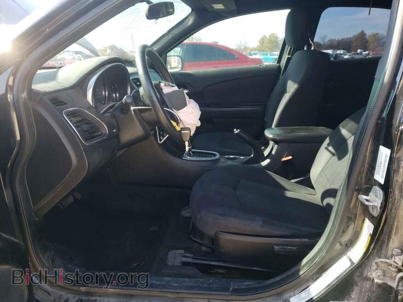 2012 CHRYSLER 200 - VIN: 1C3CCBAB0CN289568 - Фото 7