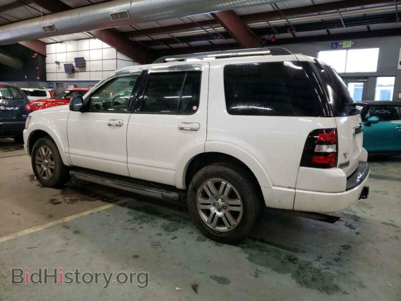 2010 Ford EXPLORER (VIN 1FMEU7F85AUA19732) — photo 2 of 13