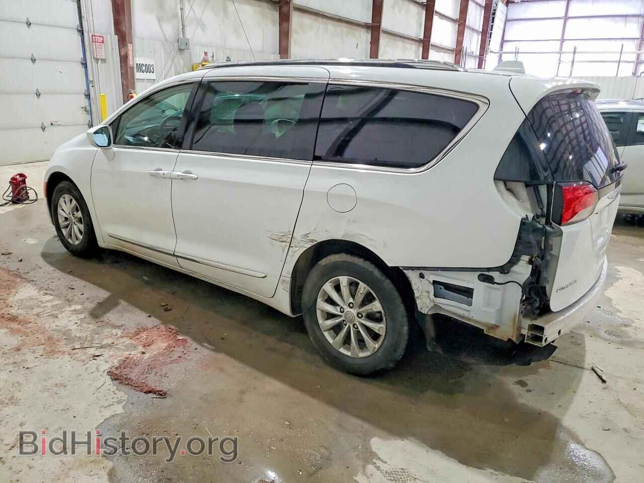 2018 CHRYSLER PACIFICA - VIN: 2C4RC1BG2JR154179 - Фото 2