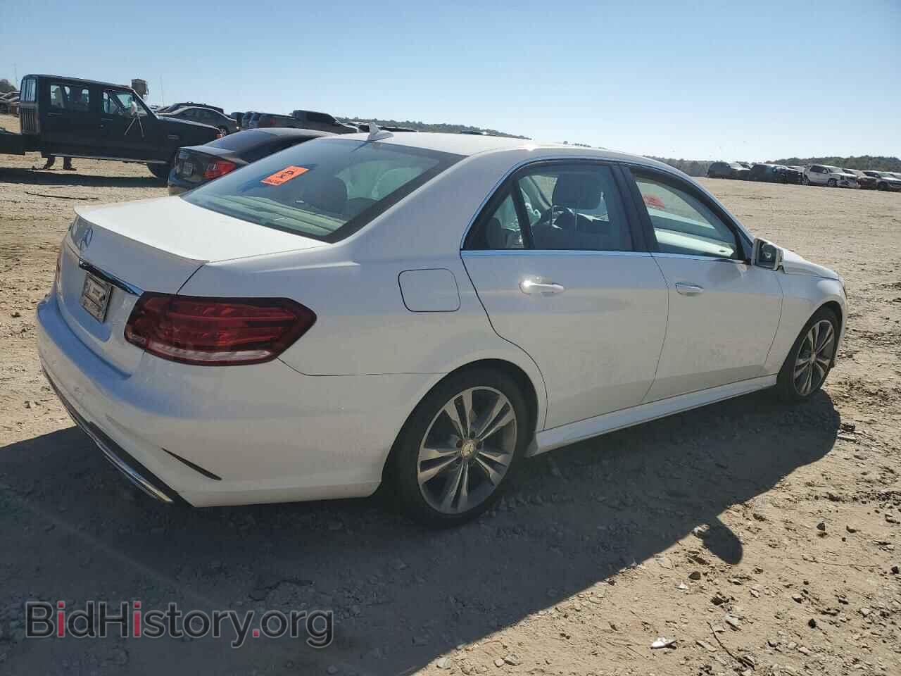 2014 MERCEDES-BENZ E-CLASS - VIN: WDDHF5KBXEB054162 - Фото 3