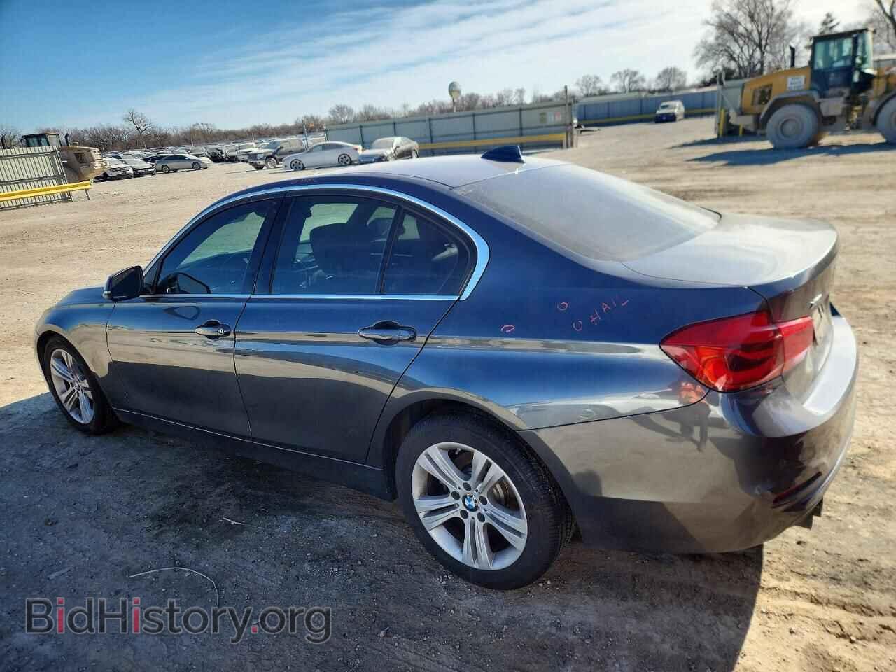 2017 BMW 3 SERIES - VIN: WBA8D9G37HNU65740 - Фото 2