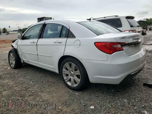 2013 CHRYSLER 200 - VIN: 1C3CCBBBXDN656153 - Фото 2