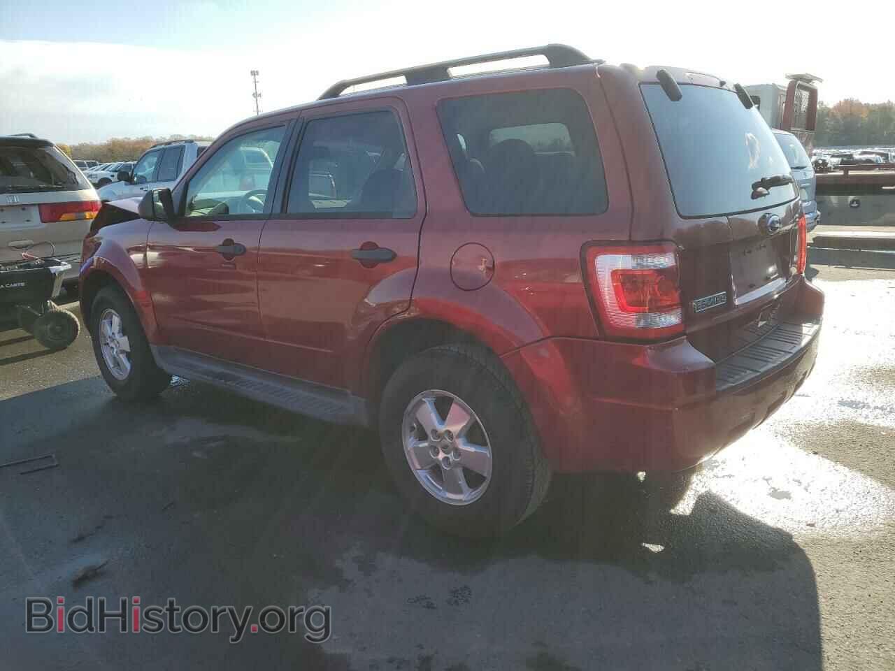 2012 FORD ESCAPE - VIN: 1FMCU0D74CKB81827 - Фото 2