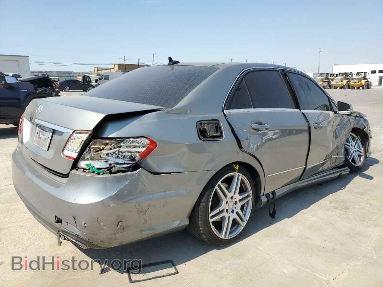 2011 MERCEDES-BENZ E-CLASS - VIN: WDDHF5GB5BA276263 - Фото 3