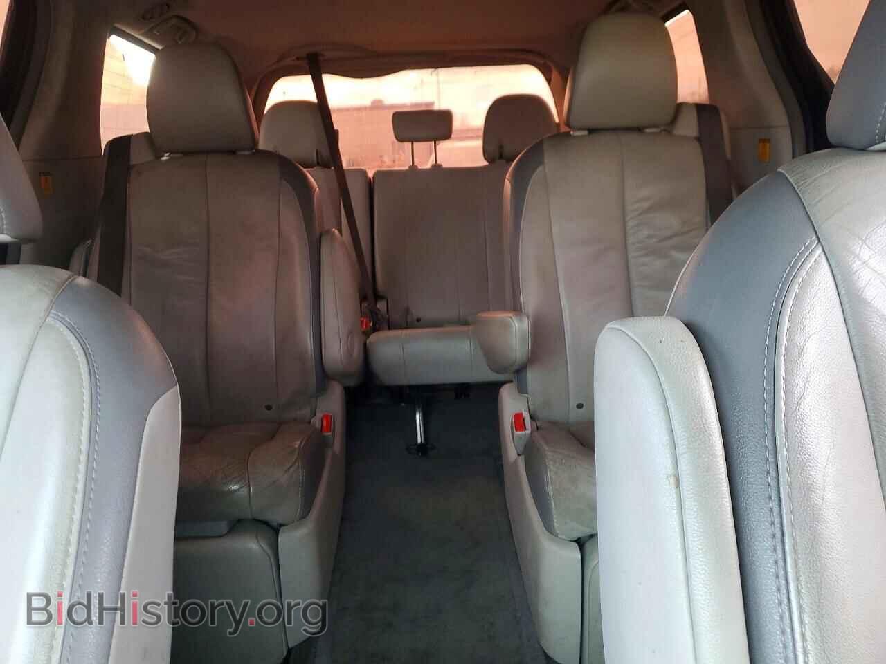 2011 TOYOTA All Models - VIN: 5TDYK3DC1BS172654 - Фото 10