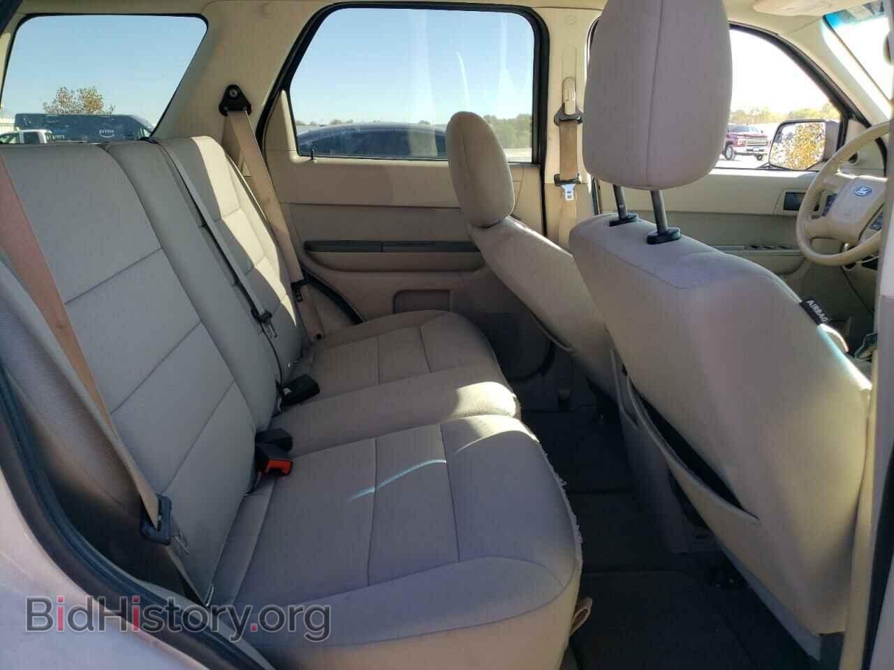 2011 FORD ESCAPE - VIN: 1FMCU0D74BKA49228 - Фото 11