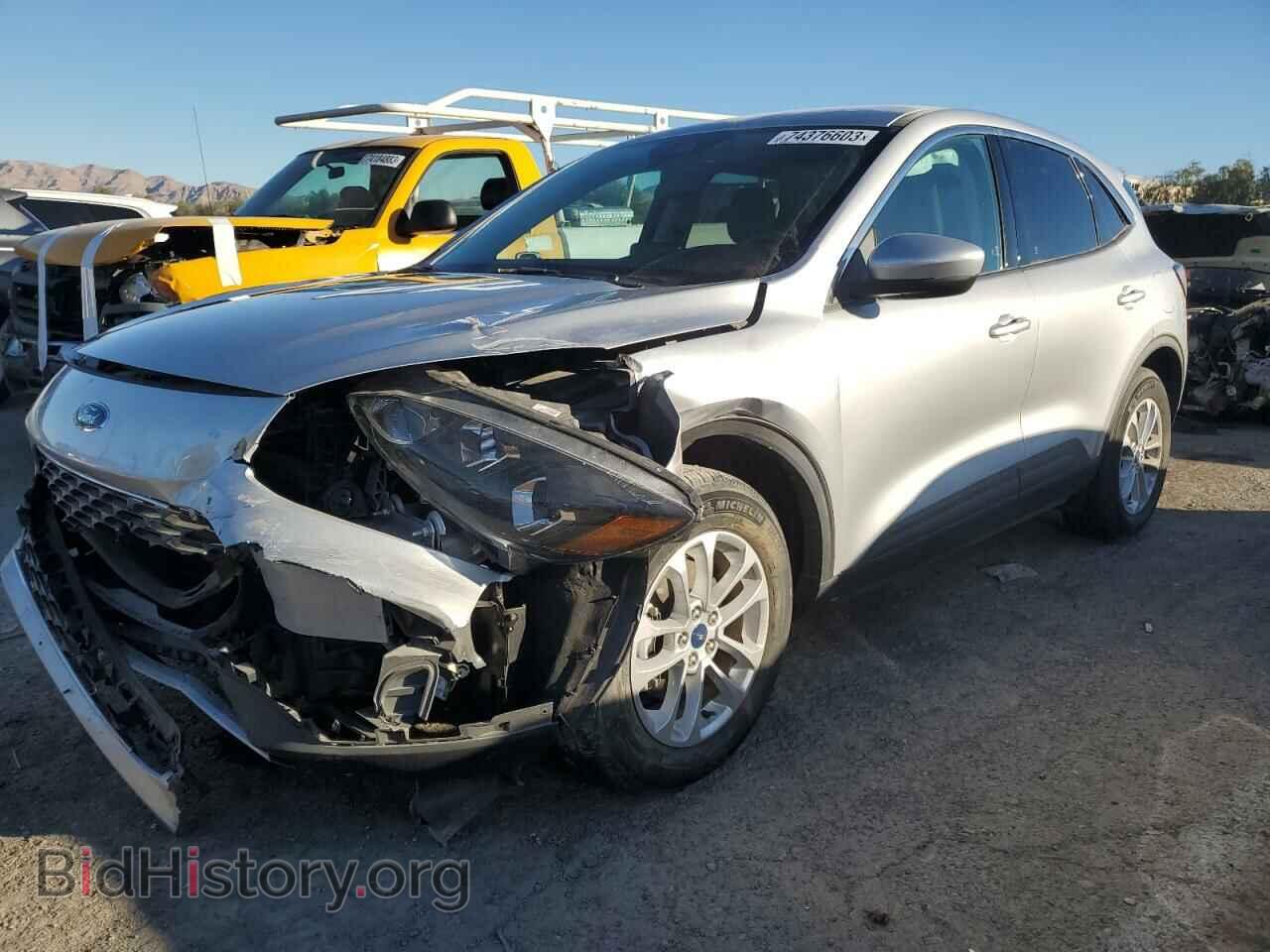 Photo 1FMCU0G64LUA57466 - FORD ESCAPE 2020