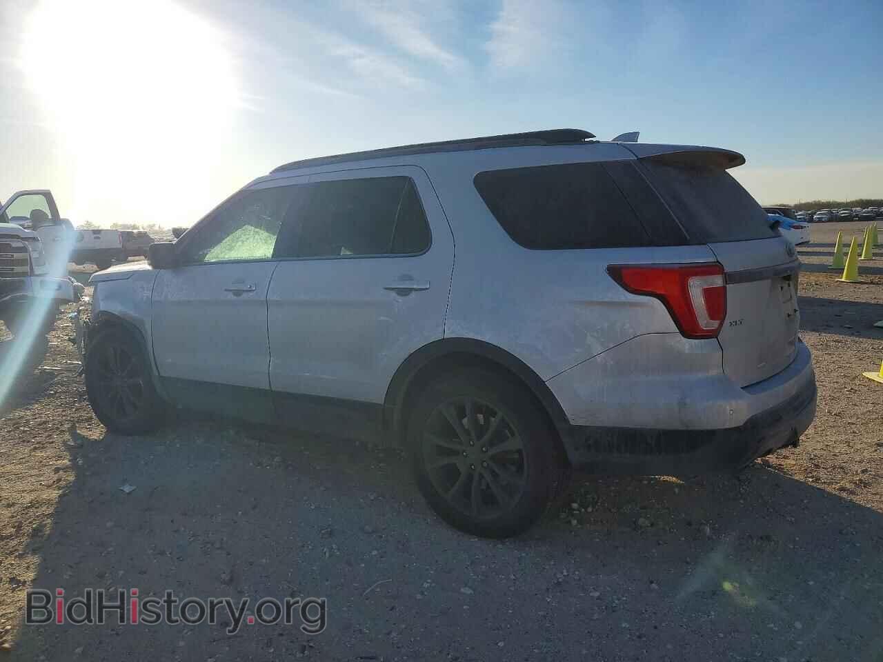 2017 FORD EXPLORER - VIN: 1FM5K7D8XHGE11140 - Фото 2
