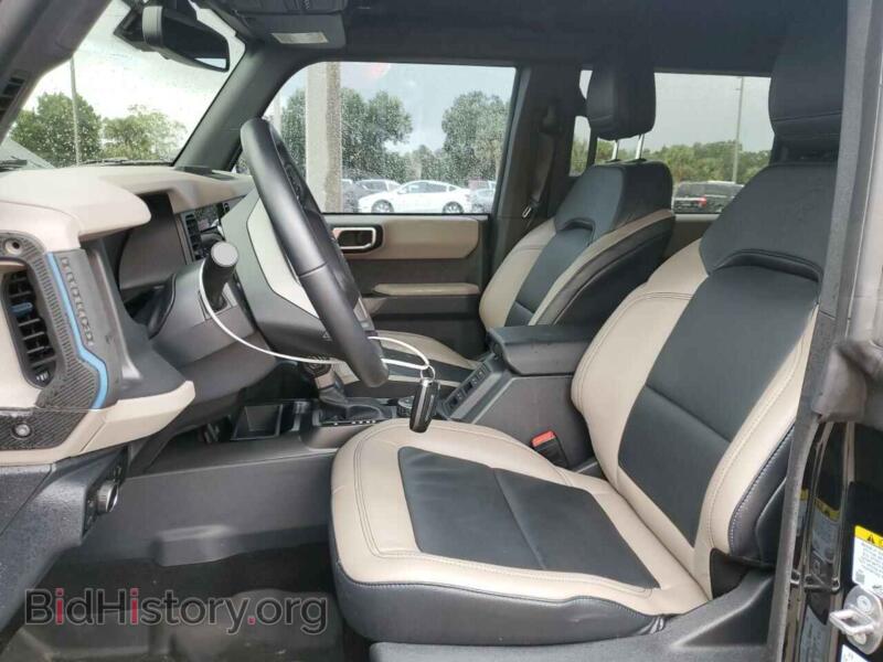 2023 Ford BRONCO (VIN 1FMEE5DP3PLA84105) — фото 7 из 14
