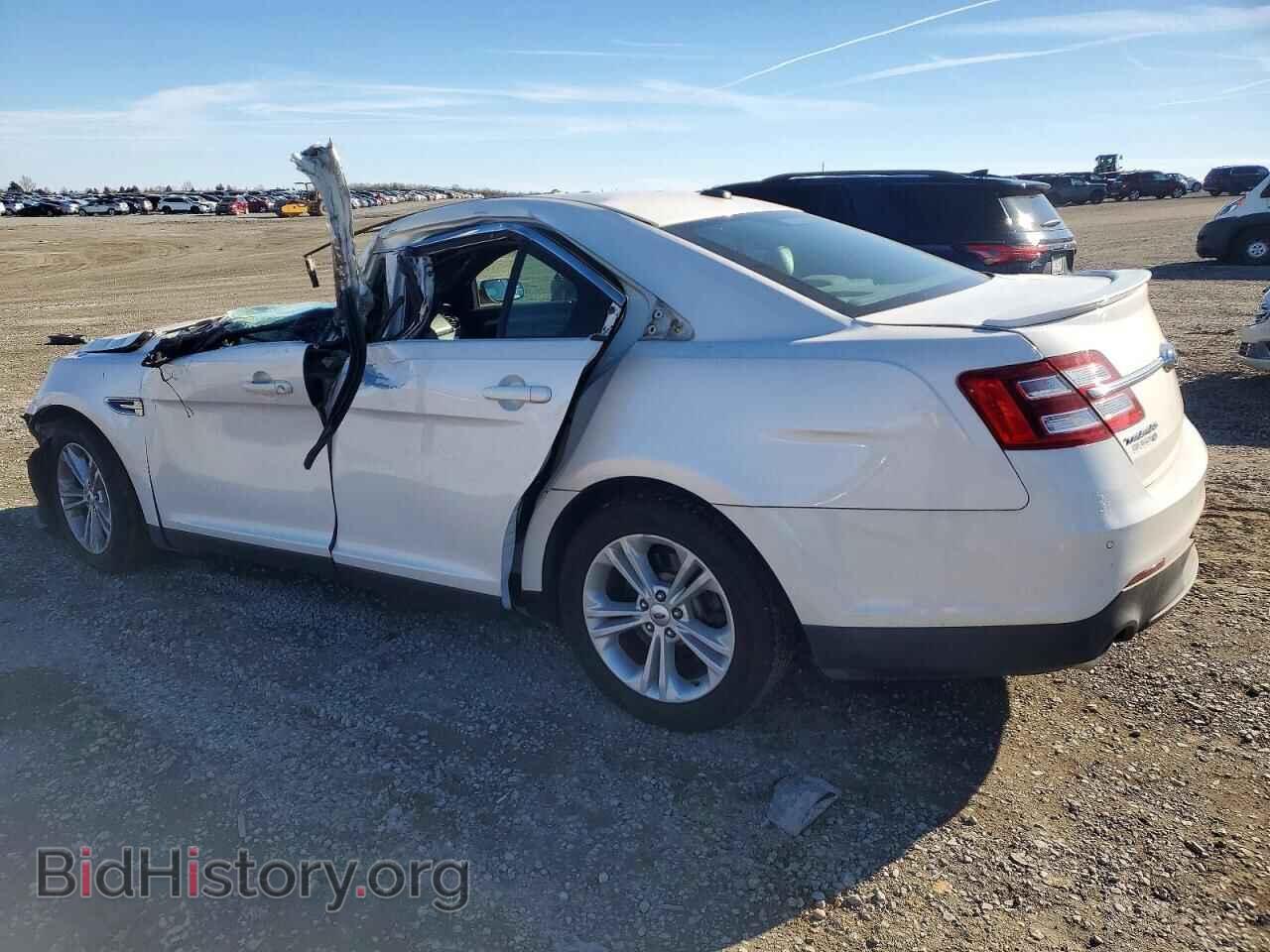 2015 FORD TAURUS - VIN: 1FAHP2E85FG195799 - Фото 2