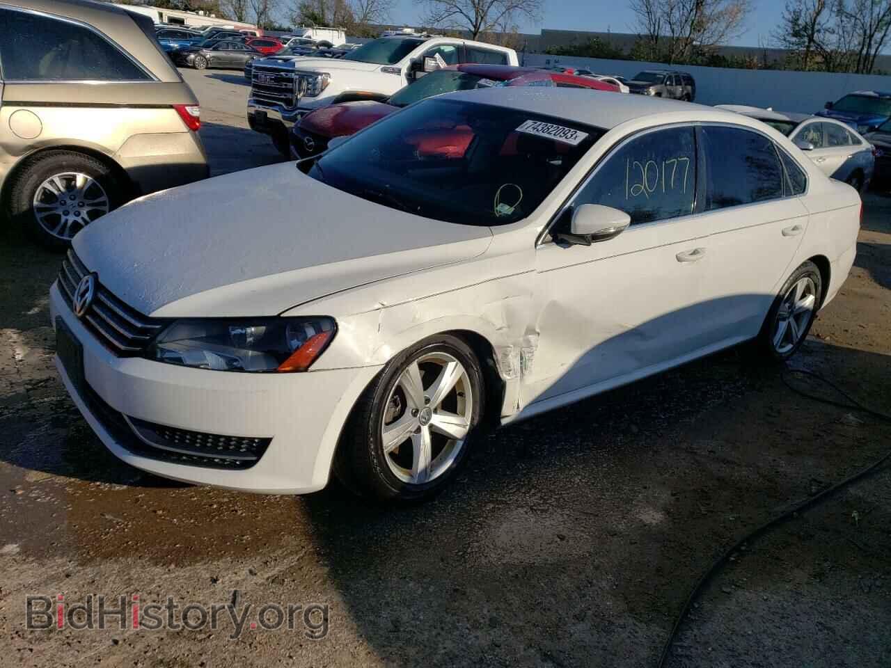 Фотография 1VWBP7A39CC006742 - VOLKSWAGEN PASSAT 2012