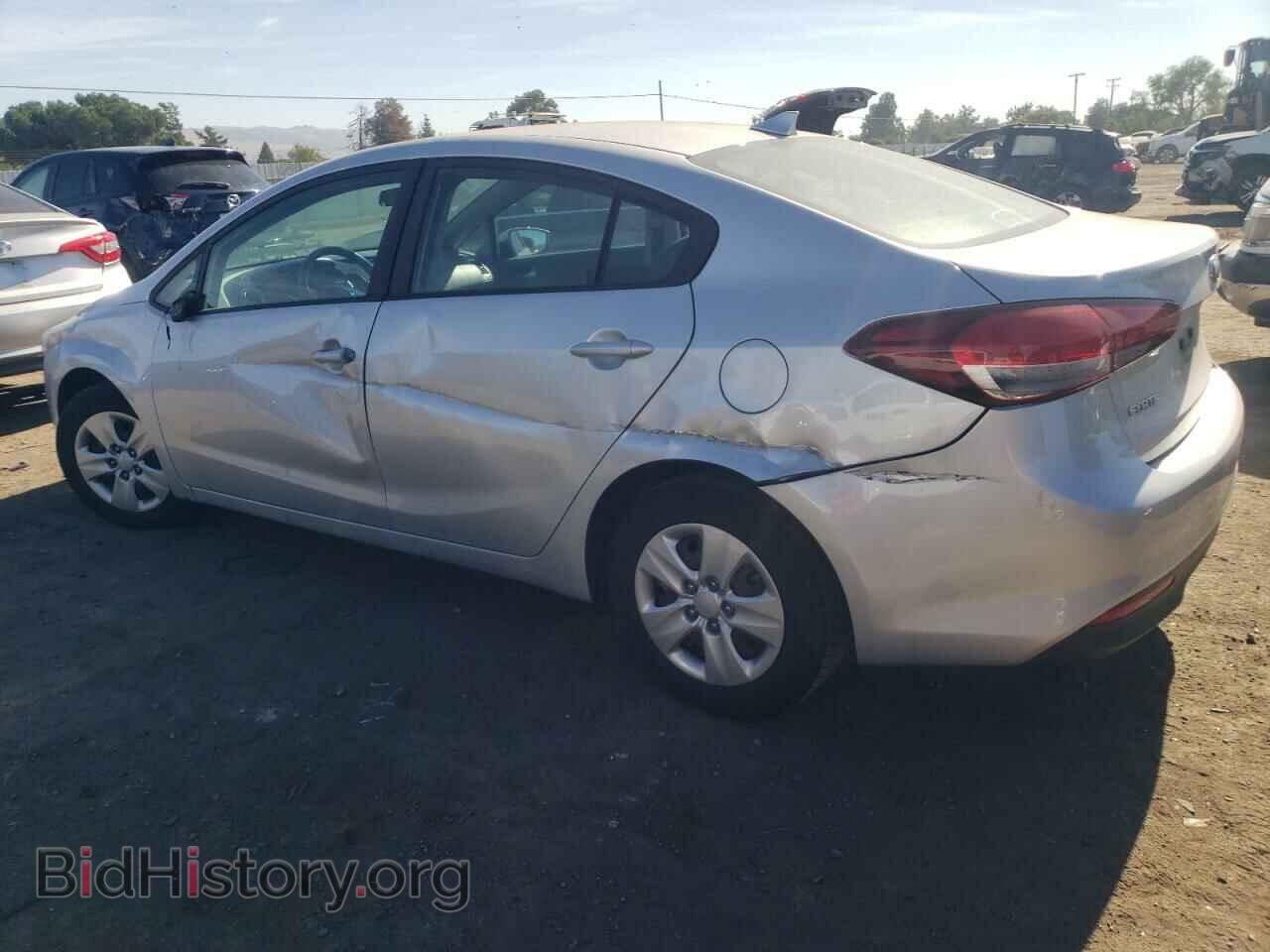 2017 KIA FORTE - VIN: 3KPFK4A71HE053333 - Фото 2