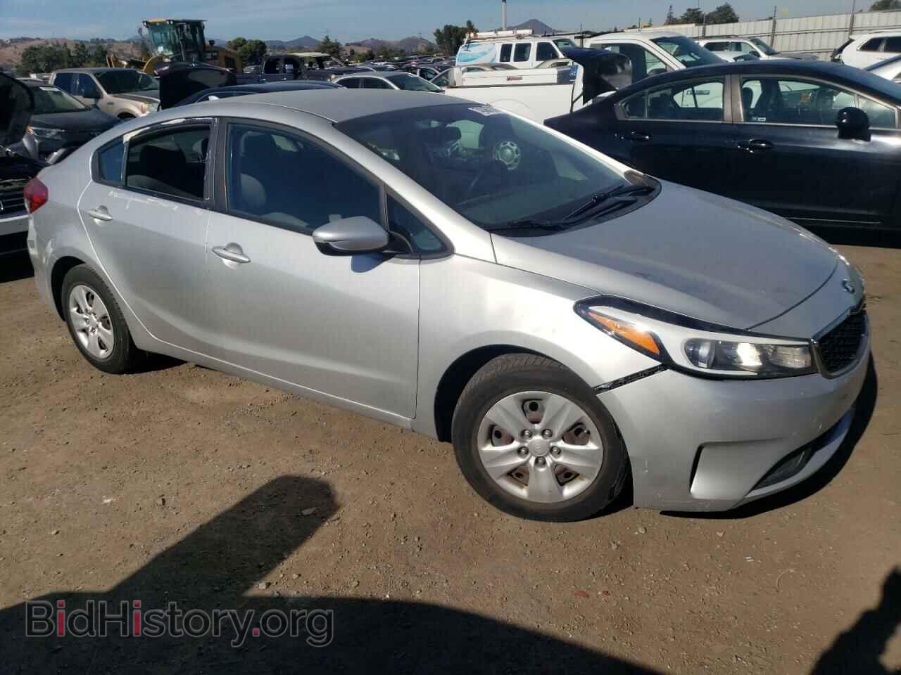 2017 KIA FORTE - VIN: 3KPFK4A71HE053333 - Фото 4