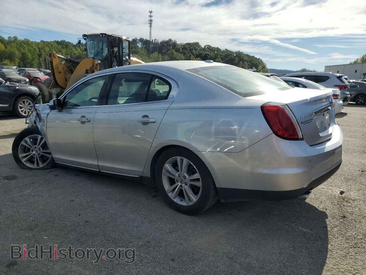 2010 LINCOLN MKS - VIN: 1LNHL9DRXAG604229 - Фото 2