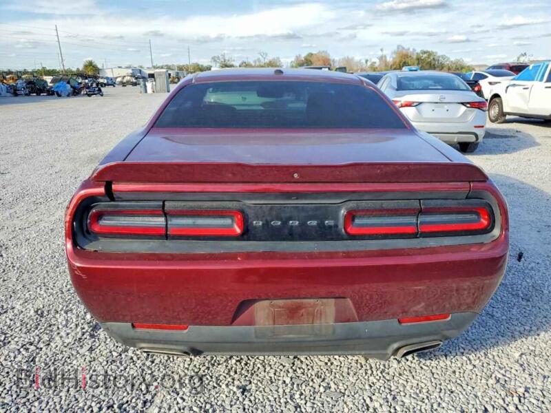 2020 Dodge CHALLENGER (VIN 2C3CDZAG7LH206597) — photo 6 of 12