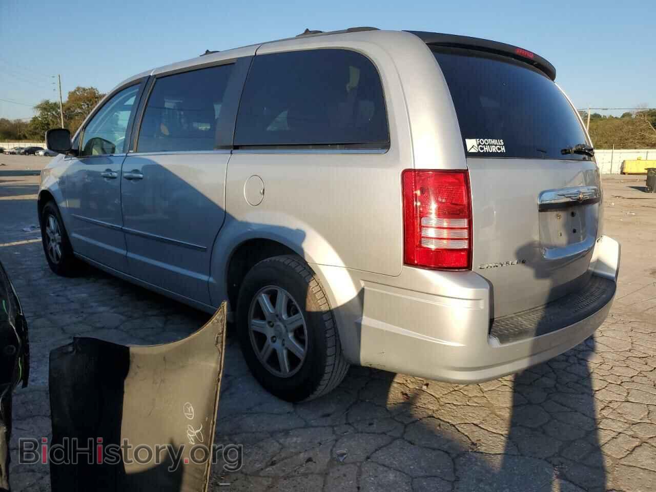 2010 CHRYSLER MINIVAN - VIN: 2A4RR5D1XAR228134 - Фото 2