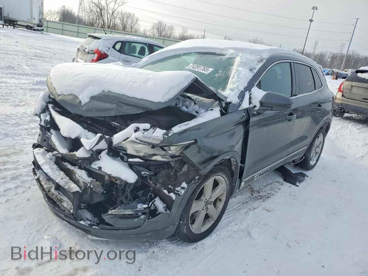 Фотография 5LMCJ1D96HUL07680 - LINCOLN MKC 2017
