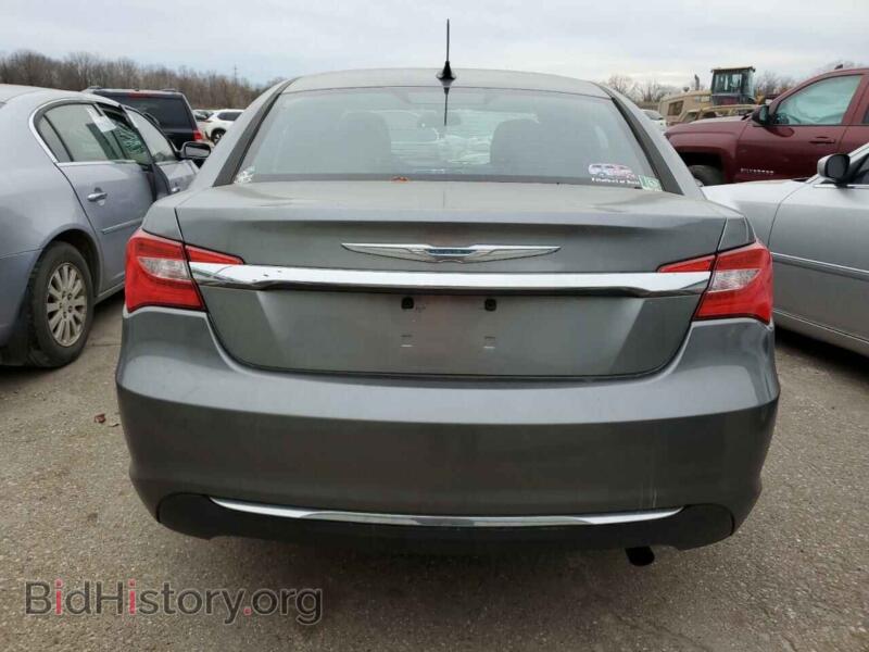 2011 Chrysler 200 (VIN 1C3BC2FB0BN600502) — photo 6 of 13