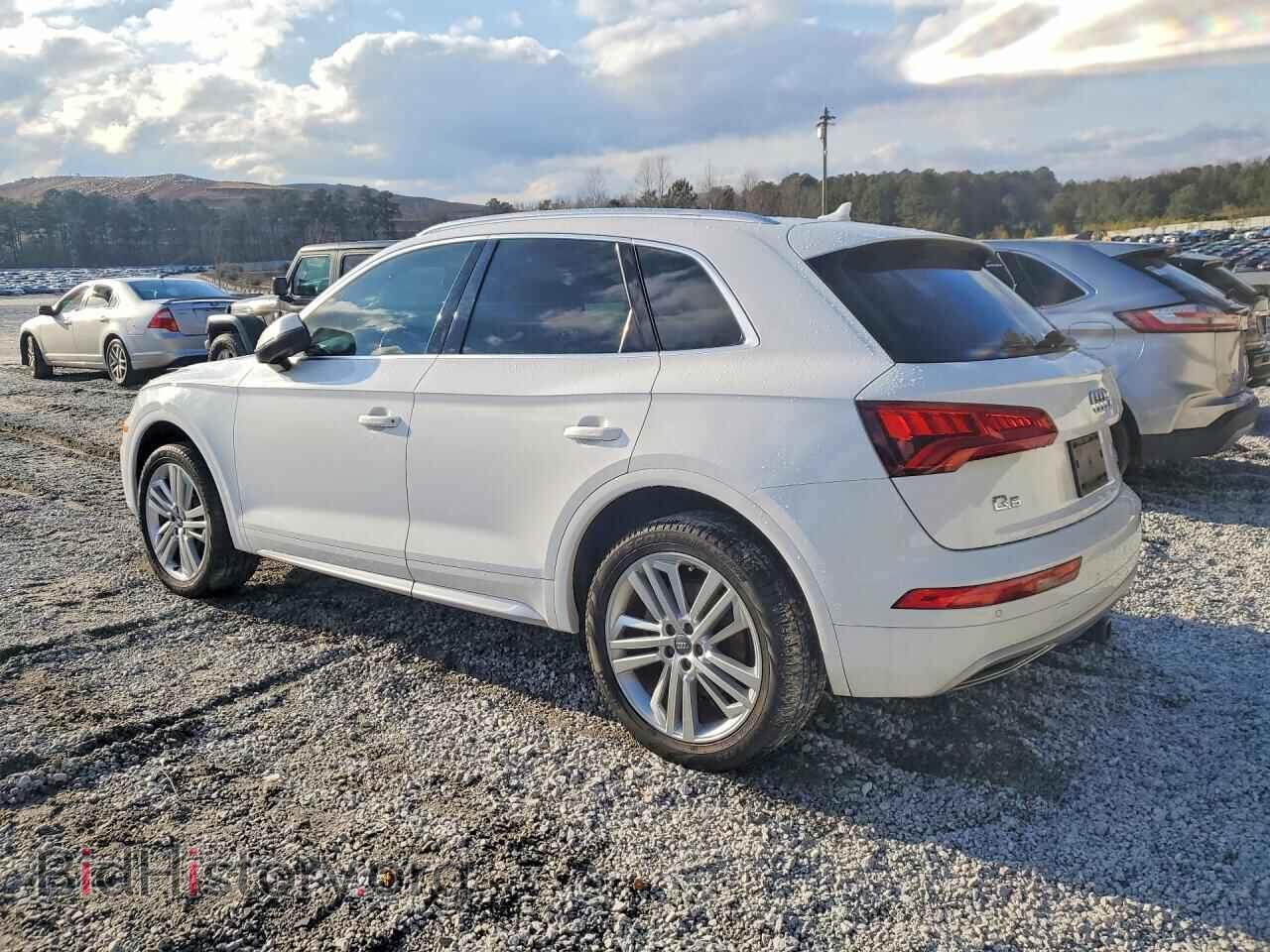 2018 AUDI Q5 - VIN: WA1CNAFY3J2201957 - Фото 2