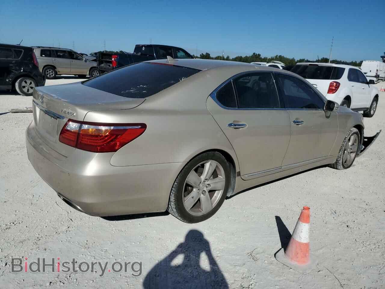 2012 LEXUS LS460 - VIN: JTHBL5EFXC5113485 - Photo 3