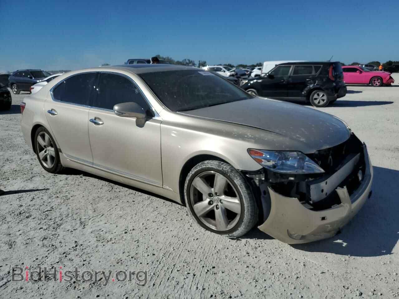 2012 LEXUS LS460 - VIN: JTHBL5EFXC5113485 - Photo 4