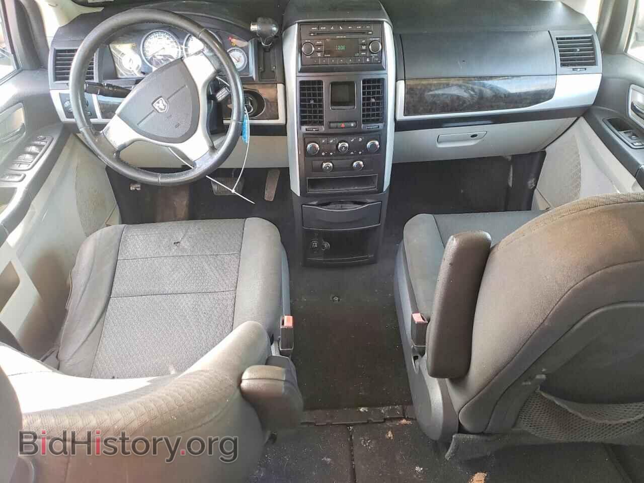 2010 DODGE CARAVAN - VIN: 2D4RN5D14AR273090 - Фото 8