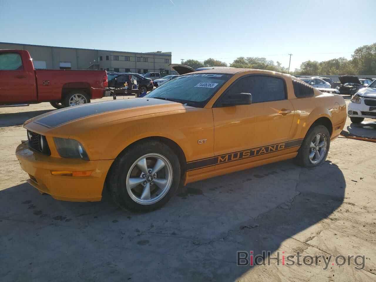 Photo 1ZVHT82H675213640 - FORD MUSTANG 2007
