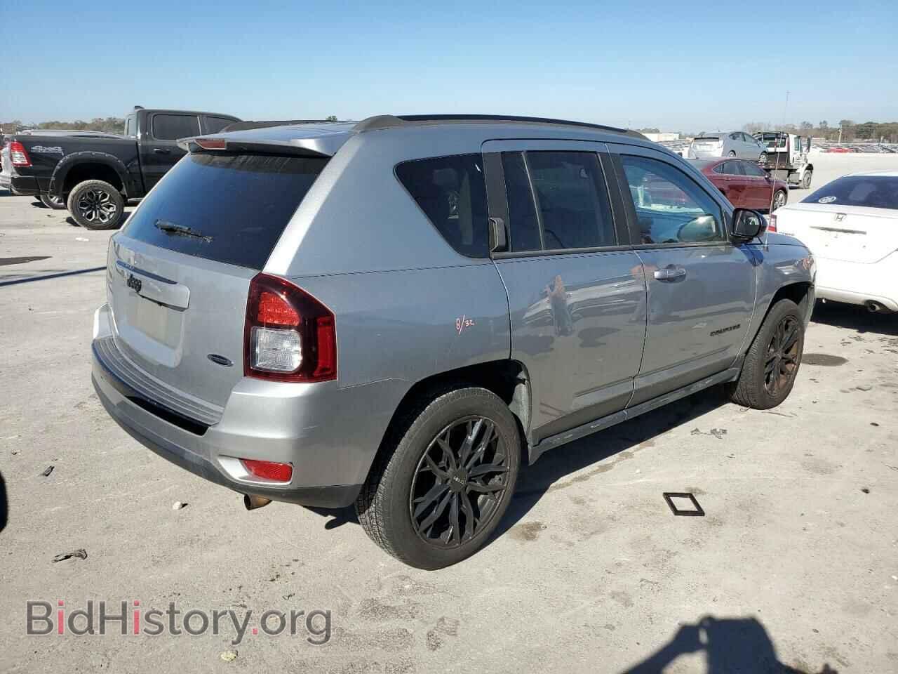 2015 JEEP COMPASS - VIN: 1C4NJCBAXFD152556 - Фото 3