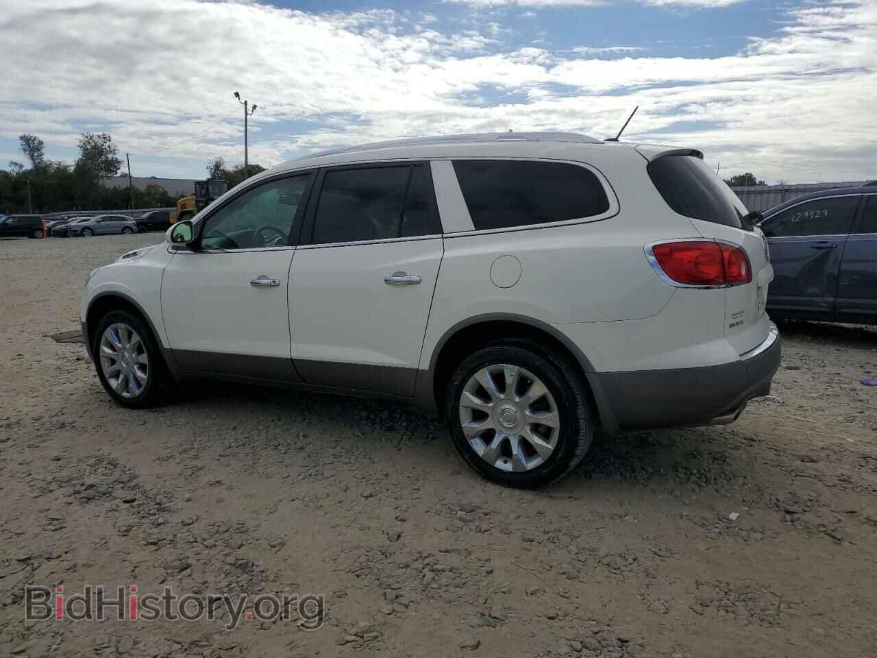 2012 BUICK ENCLAVE - VIN: 5GAKRDED3CJ224400 - Photo 2
