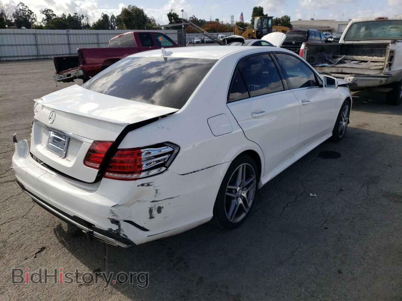 2015 MERCEDES-BENZ E-CLASS - VIN: WDDHF5KB9FB091060 - Фото 3