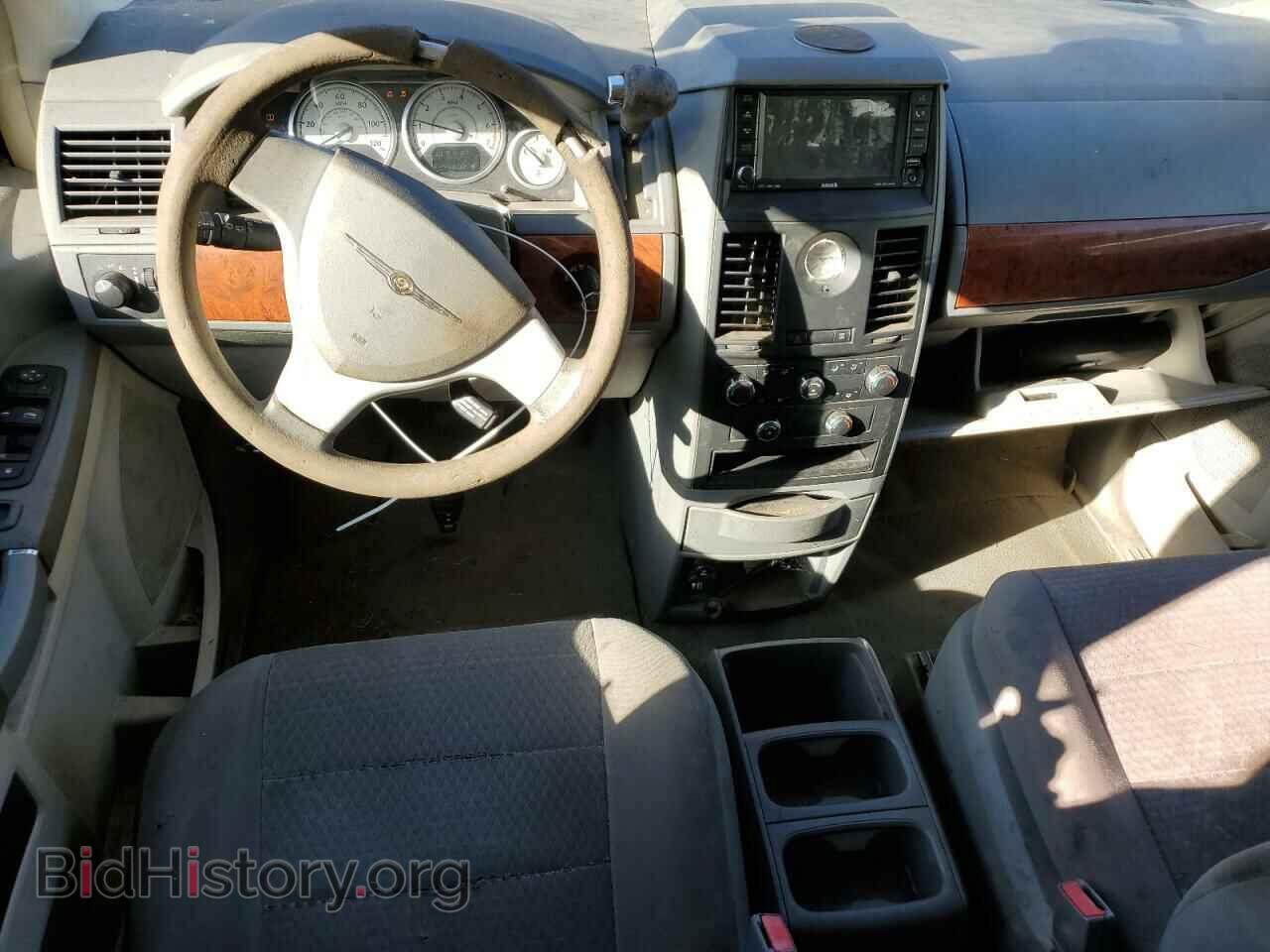 2008 CHRYSLER MINIVAN - VIN: 2A8HR44H28R628152 - Фото 8